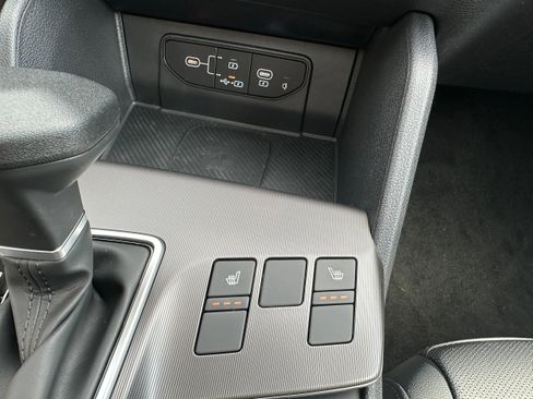 New 2026 Kia Sportage EX w/ EX Panorama Roof Package image 41