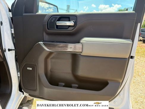 Used 2021 Chevrolet Silverado 1500 LTZ w/ LTZ Premium Package AWD/4WD image 25