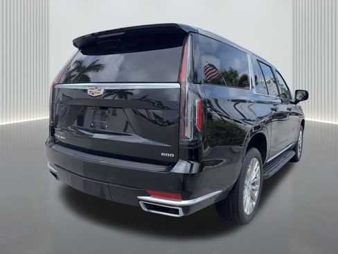 Used 2021 Cadillac Escalade ESV Premium Luxury image 4