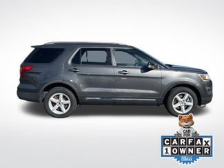 Used 2017 Ford Explorer XLT video 2