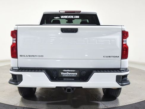 Used 2023 Chevrolet Silverado 1500 Custom AWD/4WD image 13