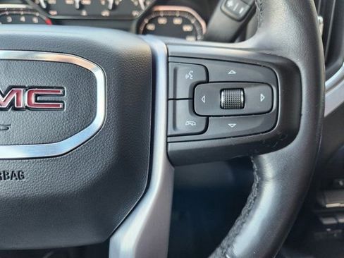 Used 2020 GMC Sierra 1500 SLT image 32