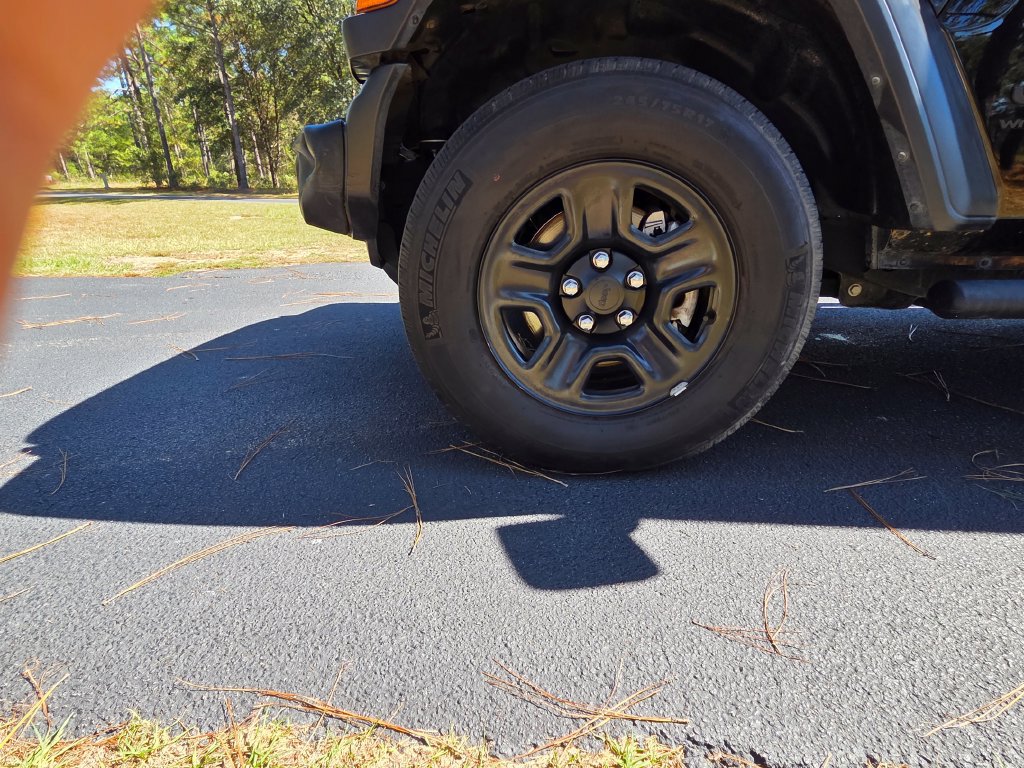 Used 2023 Jeep Wrangler Unlimited Sport AWD/4WD image 9