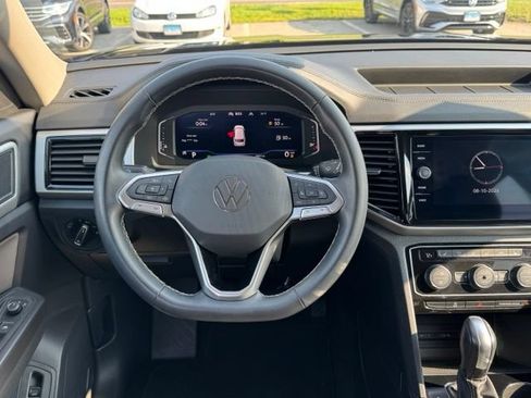 Certified 2023 Volkswagen Atlas SE AWD/4WD image 19