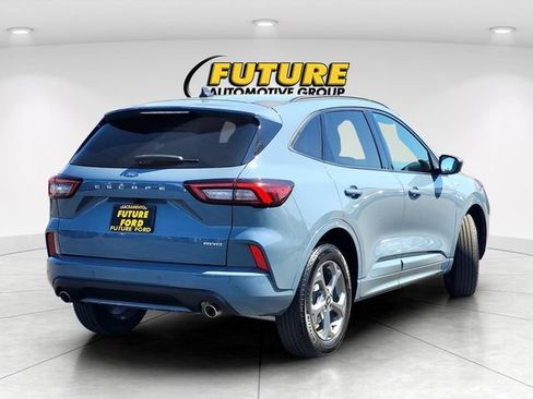 Used 2023 Ford Escape ST-Line w/ Tech Pack #1 AWD/4WD image 4