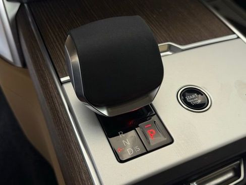 New 2026 Land Rover Range Rover SE image 33