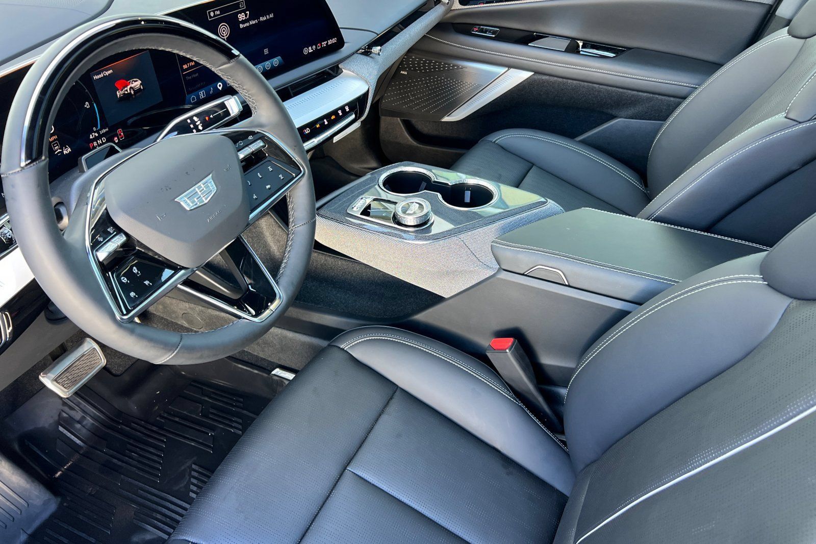 Used 2026 Cadillac Optiq Sport 2 w/ LPO, Floor Liner Package RWD image 9