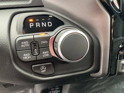 New 2026 RAM 1500 Big Horn AWD/4WD image 25