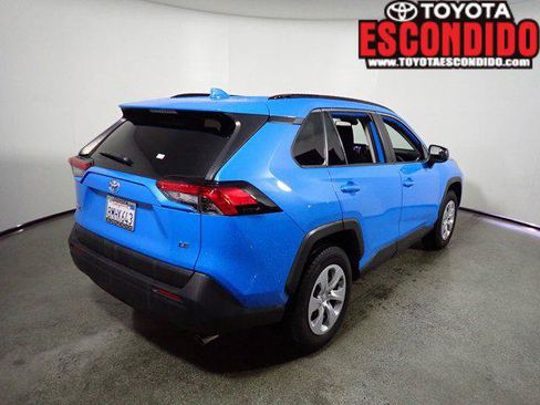 Certified 2019 Toyota RAV4 LE w/ Carpet Mat Package FWD image 3