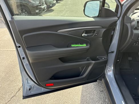 New 2026 Honda Ridgeline RTL image 12