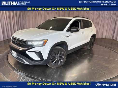 Used 2022 Volkswagen Taos S FWD image 1