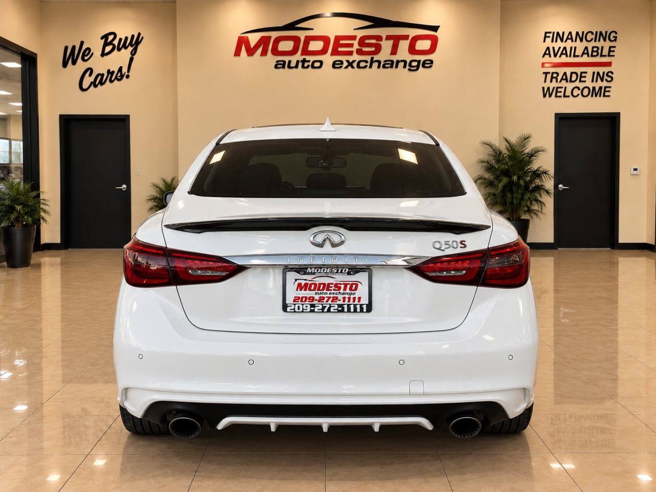 Used 2018 INFINITI Q50 Red Sport 400 w/ Sensory Package (Sport) RWD image 4