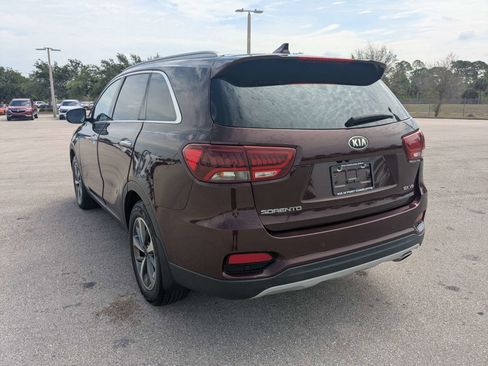 Used 2019 Kia Sorento EX FWD image 7