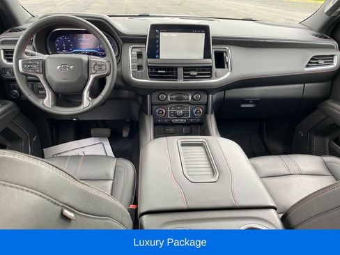Used 2024 Chevrolet Suburban RST w/ Luxury Package AWD/4WD image 5