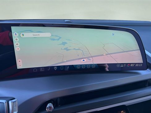 New 2026 Cadillac Vistiq Luxury AWD/4WD image 23