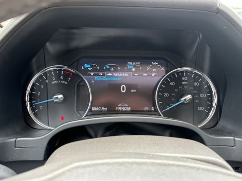 Used 2021 Ford Expedition XLT RWD image 15