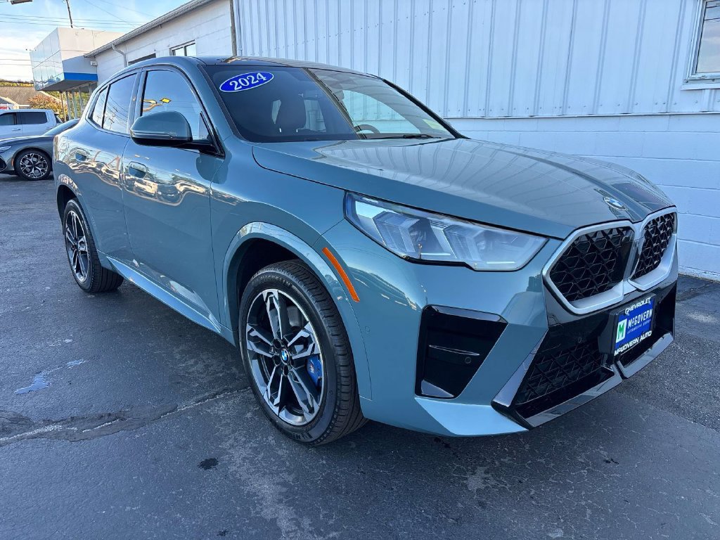 Used 2024 BMW X2 xDrive28i w/ M Sport Package AWD/4WD image 7