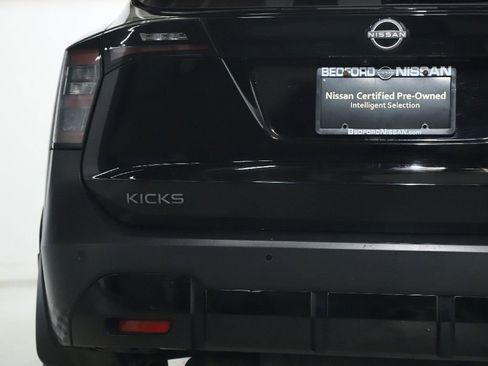 Certified 2025 Nissan Kicks SV image 41
