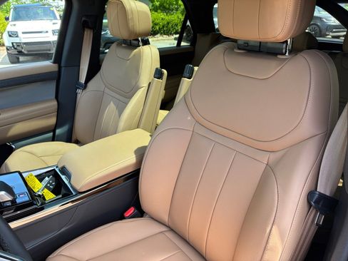 New 2026 Land Rover Range Rover Sport SE AWD/4WD image 30