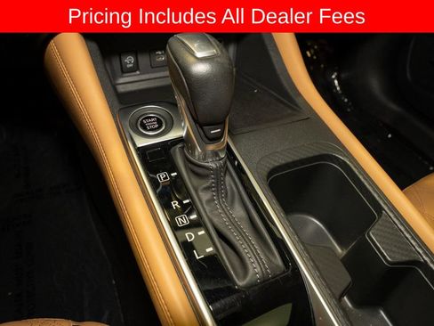 Certified 2025 Nissan Sentra SV w/ SV Premium Package FWD image 17