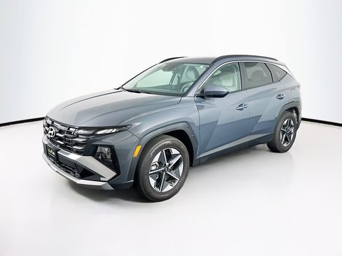 Used 2025 Hyundai Tucson SEL image 3