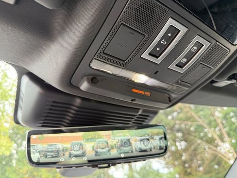 Used 2024 Land Rover Range Rover Evoque S image 27