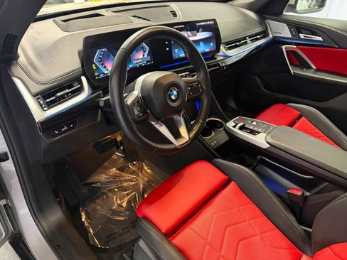 Used 2025 BMW X1 xDrive28i w/ Technology Package AWD/4WD image 15