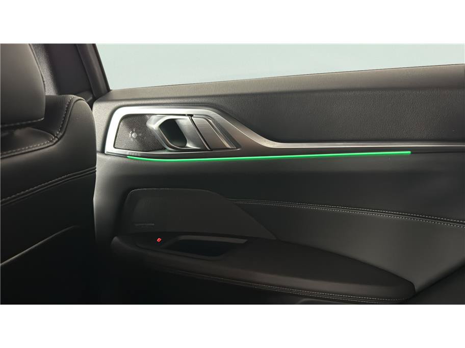 Used 2023 BMW i4 eDrive40 RWD image 16