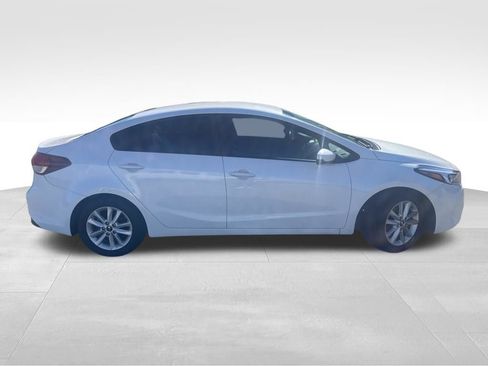 Used 2017 Kia Forte LX w/ LX Popular Package FWD image 15