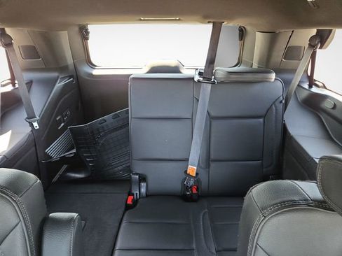 Used 2024 GMC Yukon Denali AWD/4WD image 12