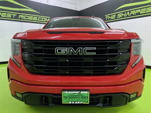 Used 2022 GMC Sierra 1500 Elevation AWD/4WD image 3