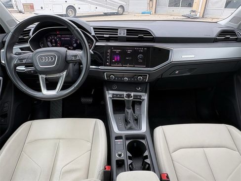Used 2023 Audi Q3 2.0T Premium w/ Convenience Package image 26