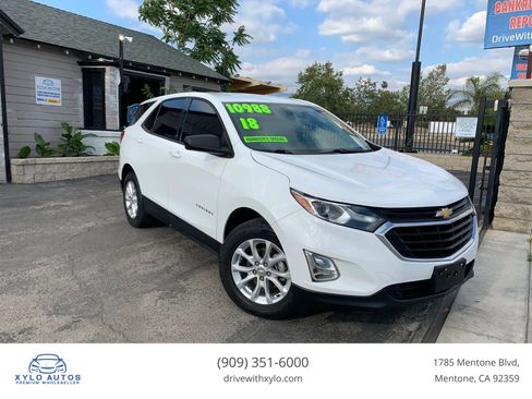 Used 2018 Chevrolet Equinox LS FWD image 1