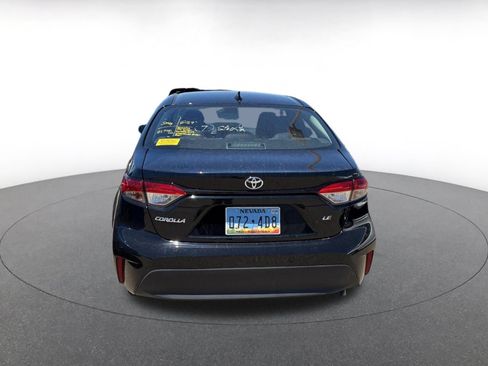 Used 2025 Toyota Corolla LE FWD image 6
