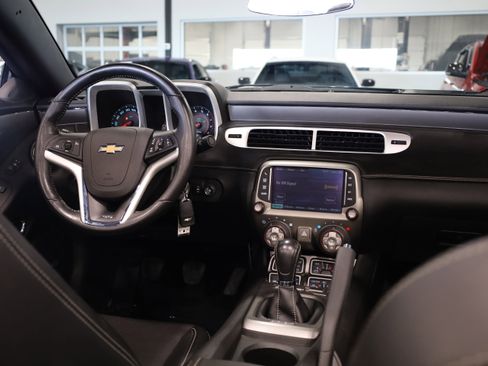 Used 2014 Chevrolet Camaro SS w/ RS Package image 32