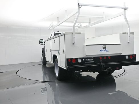 New 2024 Ford F450 XL w/ XL Chrome Package image 33