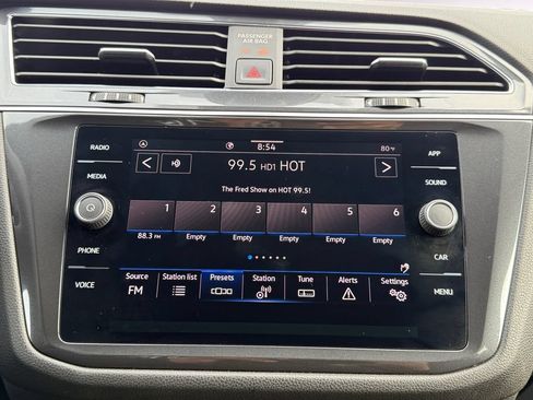 Used 2023 Volkswagen Tiguan SE R-Line FWD image 14