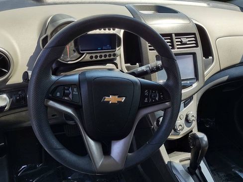 Used 2016 Chevrolet Sonic LT FWD image 9