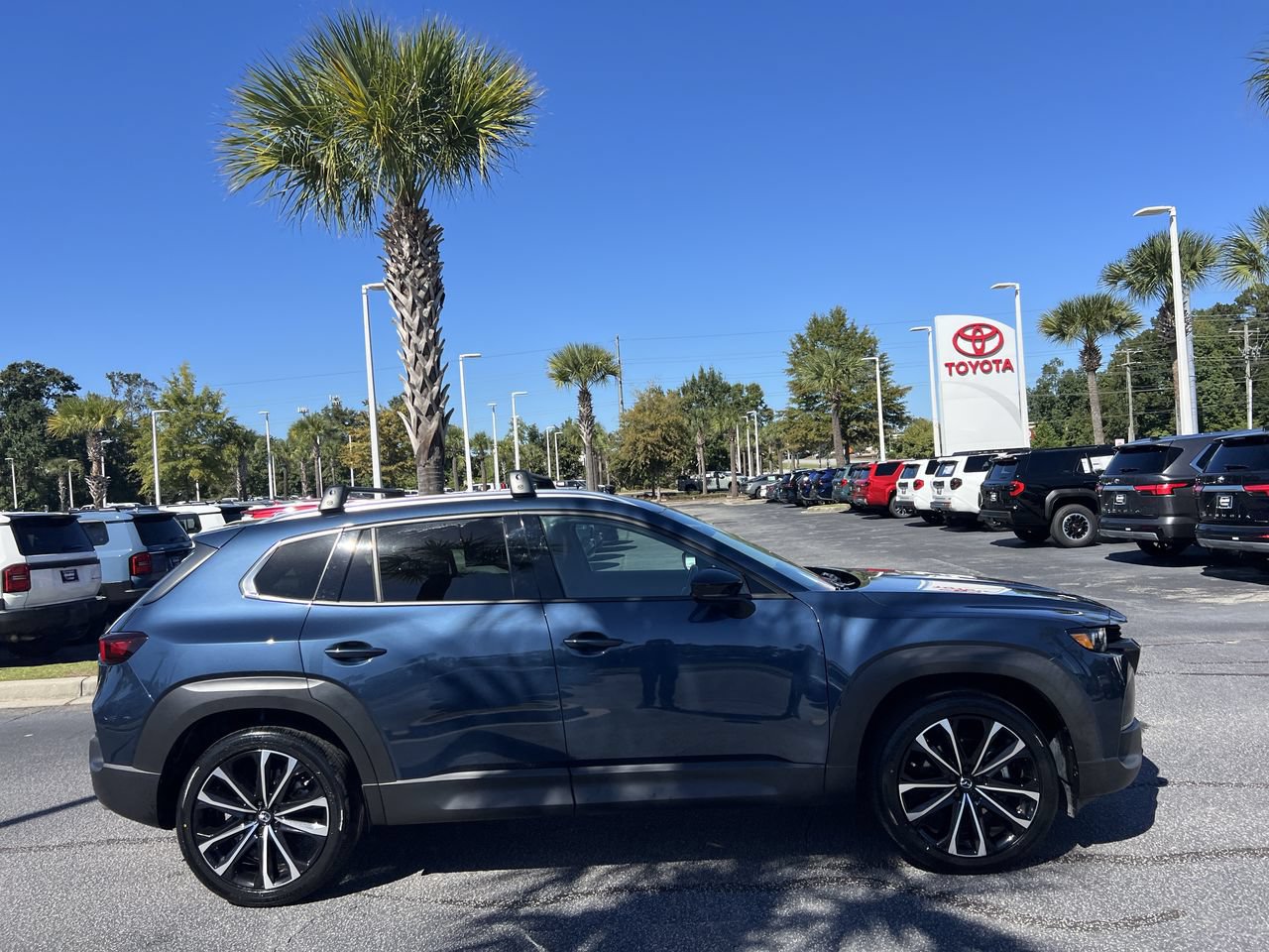 Used 2025 MAZDA CX-50 AWD 2.5 S w/ Weather Package image 11