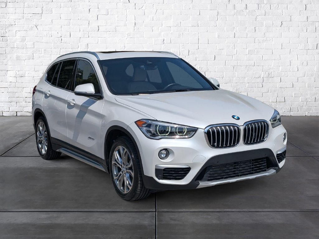 Used 2017 BMW X1 xDrive28i AWD/4WD image 1