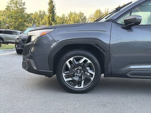 Used 2025 Subaru Forester Limited w/ Popular Package #2 AWD/4WD image 9