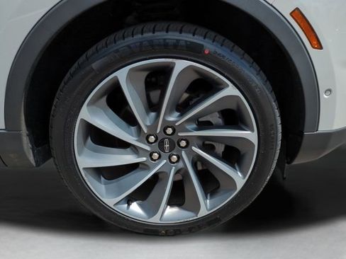 Used 2023 Lincoln Nautilus Reserve w/ Equipment Group 202A AWD/4WD image 10