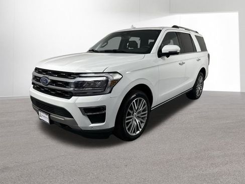 Used 2023 Ford Expedition Limited AWD/4WD image 2