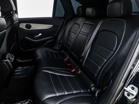 Used 2022 Mercedes-Benz GLC 300 4MATIC image 8