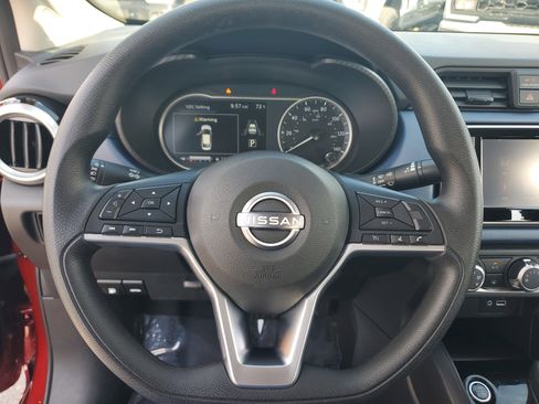 Certified 2025 Nissan Versa SV image 18