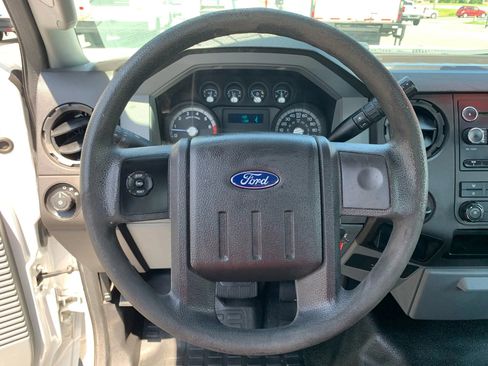 Used 2015 Ford F250 XL w/ Power Equipment Group image 11