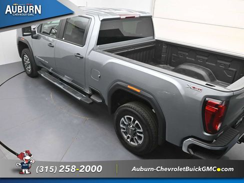 Used 2024 GMC Sierra 3500 Pro AWD/4WD image 30