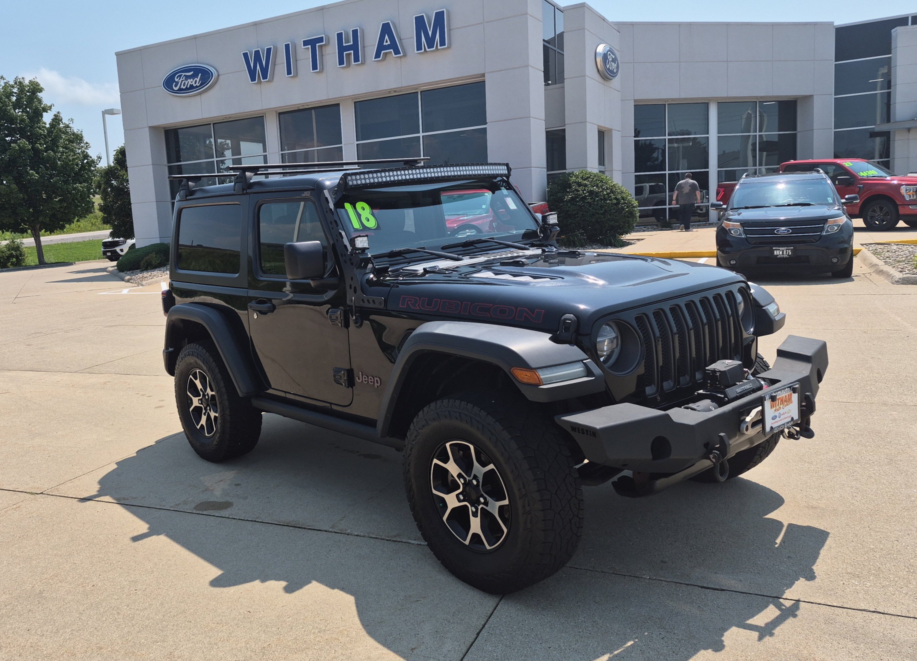 Used 2018 Jeep Wrangler Rubicon AWD/4WD image 2