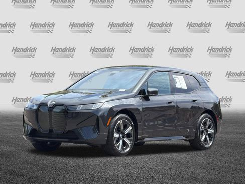 Used 2026 BMW iX xDrive45 AWD/4WD image 9