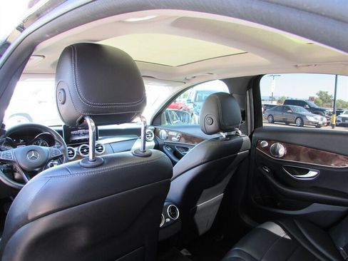 Used 2015 Mercedes-Benz C 300 4MATIC Sedan image 23